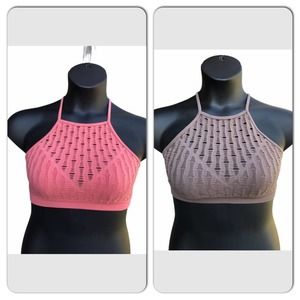 2 Victoria’s Secret Sport seamless bra siz…